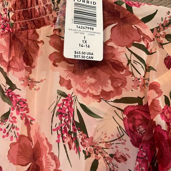 Sheer high neck torrid blouse - Picture 3 of 7